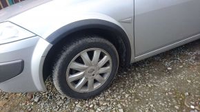 Műanyag sárvédőívek Renault Megane II Coupe-kabrió (2002-2009), 2 ajtós verzió