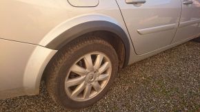 Műanyag sárvédőívek Renault Megane II kombi (2002-2009), 5 ajtós verzió