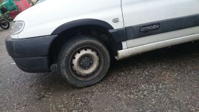 Műanyag sárvédőívek Citroën Berlingo (1996-2002), facelift előtt díszléc nélkül