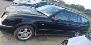 Müanyag kerékjárati MERCEDES BENZ E W210 COMBI 1995-2003